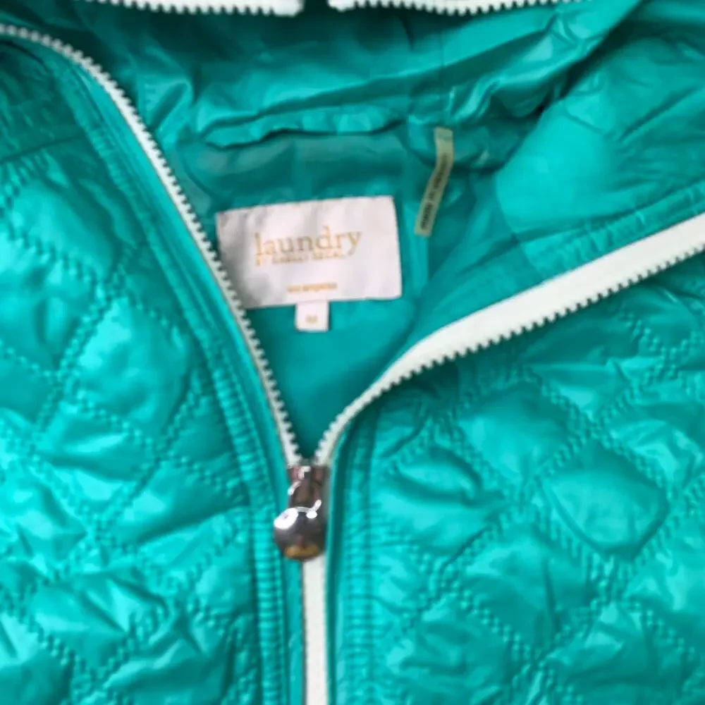 Laundry Shelli Segal Sz M Turquoise Teal Quilted Thin Puffer Vest Full Zip Hood